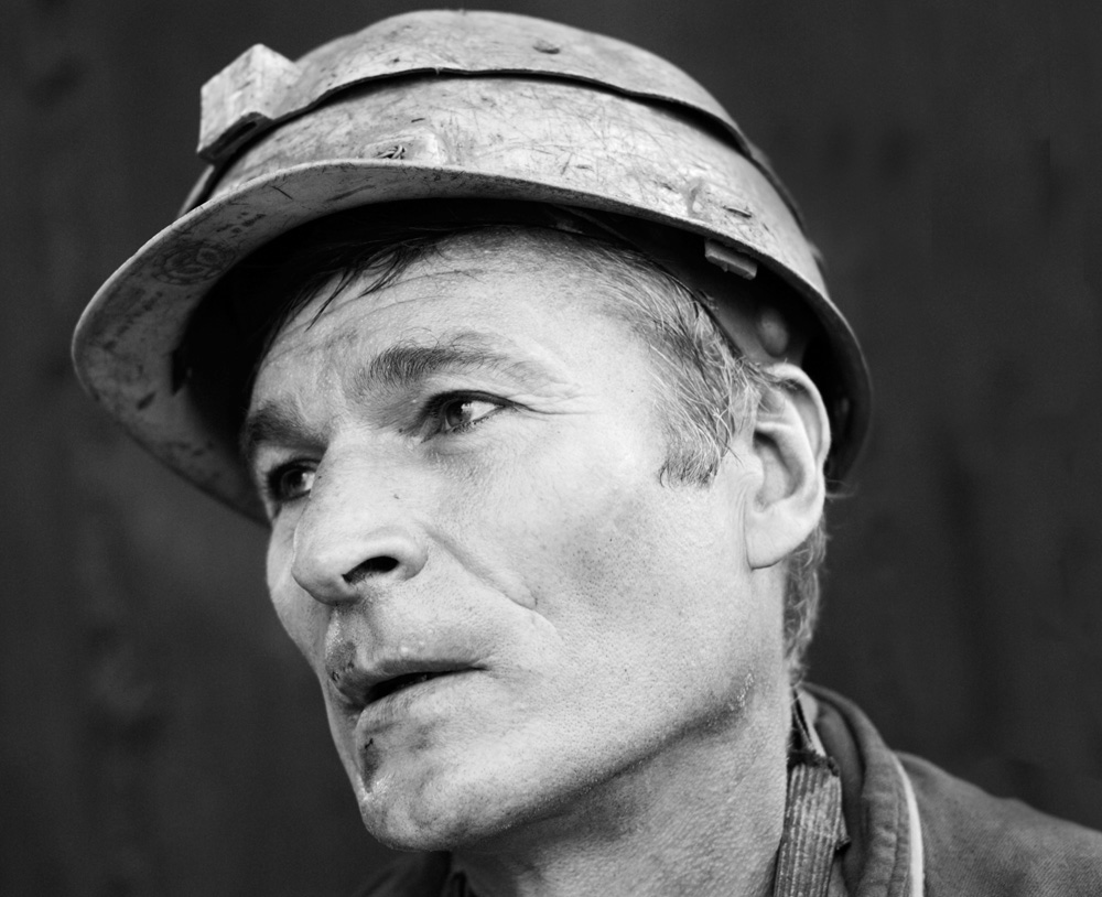 _HUN7990_BW